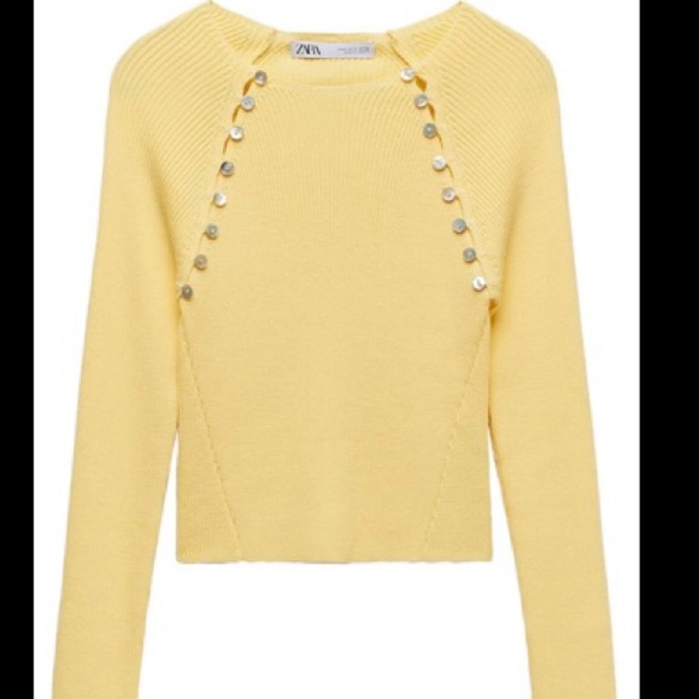 Knit yellow Zara sweater with buttons